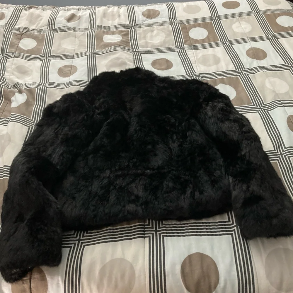 Short black Rabbit Coat - Picture 2 of 6